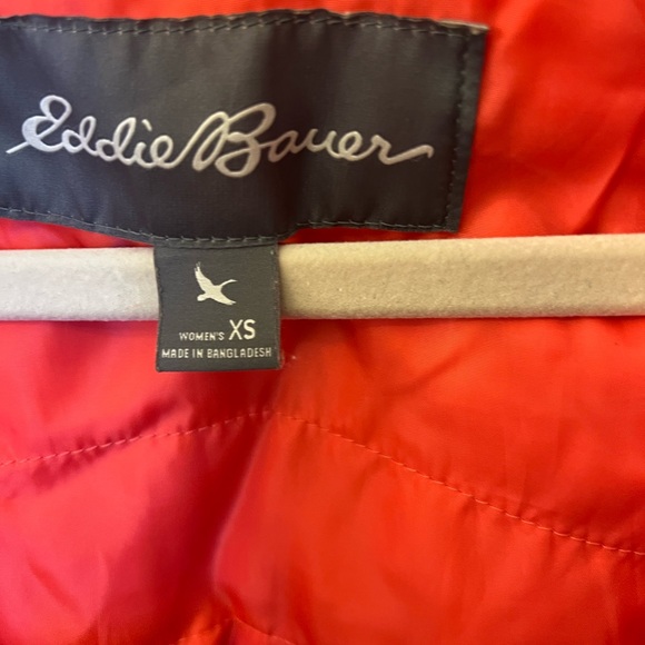Eddie Bauer women’s XS parka - Picture 3 of 3